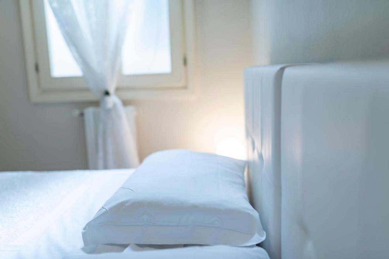Aromi Piccolo Hotel Salò Eksteriør bilde